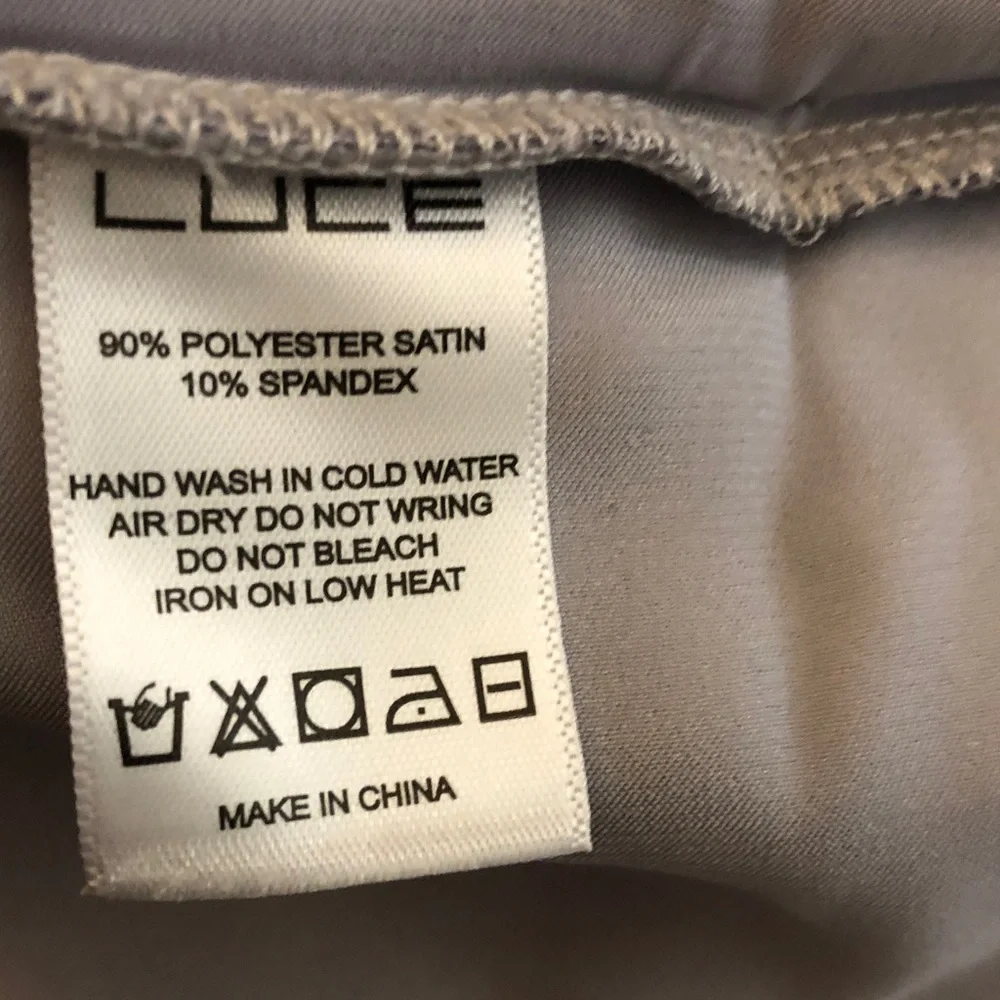 Luce Silky Satin Pillowcase - Silver / gray, new